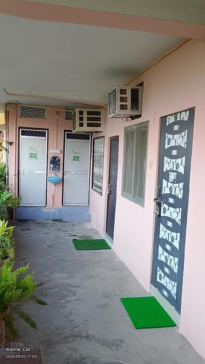 Ganga Paying Guest House Varanasi Camera foto