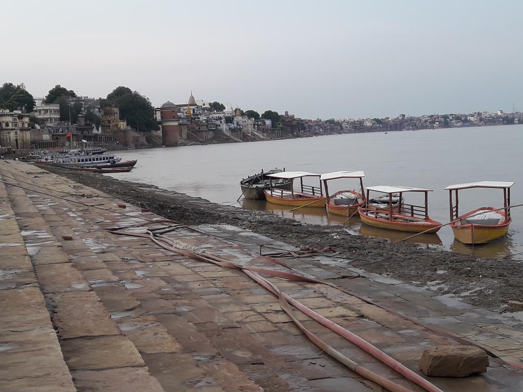 Ganga Paying Guest House Varanasi Esterno foto